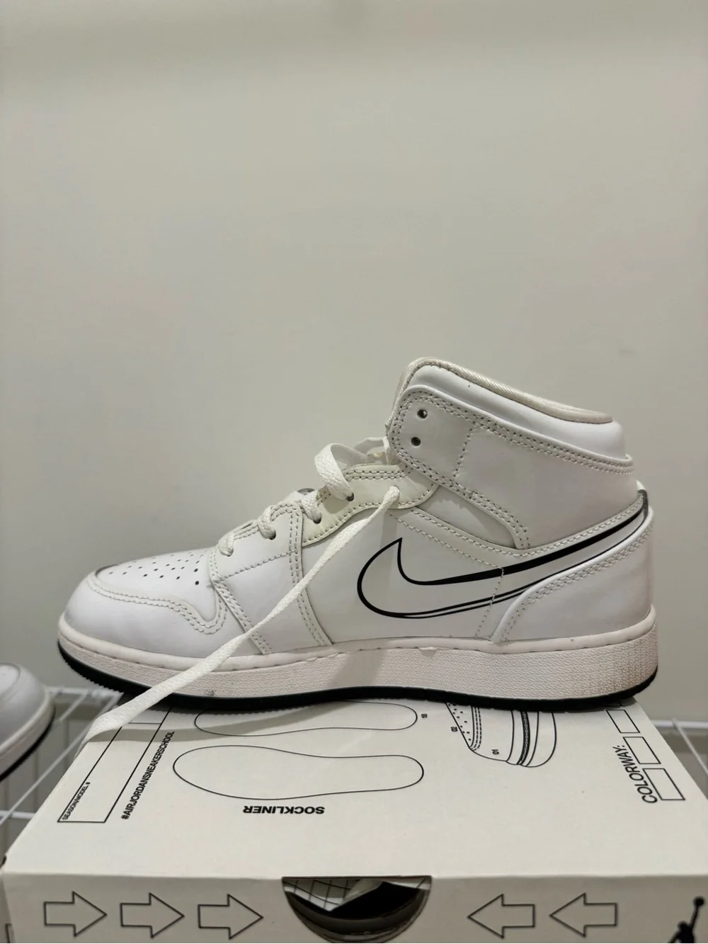 Jordan 1 Mid Schematic - Picture 4 of 8
